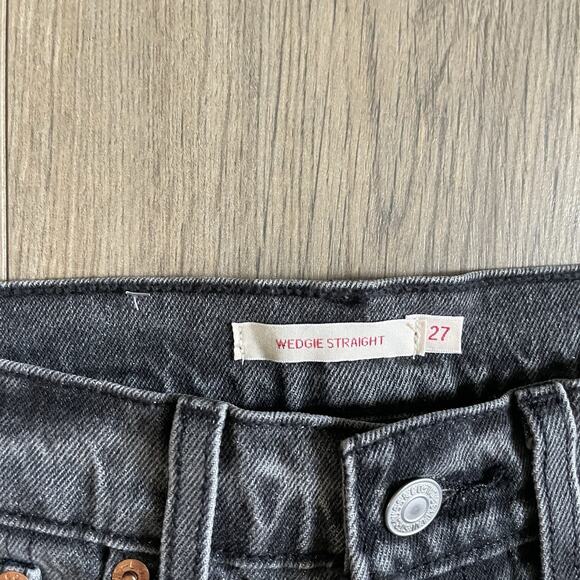 Levi's Wedgie Straight Fit Jean 27 Well Worn Black Grey High Rise Button Fly - Picture 6 of 11